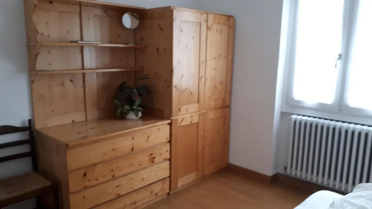 Giuly'S House Apartment Dervio