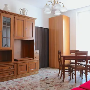 Guastalla Cozy - 5 People Milano